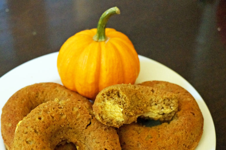 Pumpkin Cheesecake Donuts